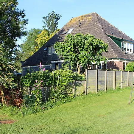 Nocleg ze śniadaniem Bed And 3*