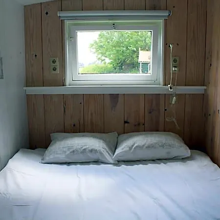 Bed & Breakfast Bed And