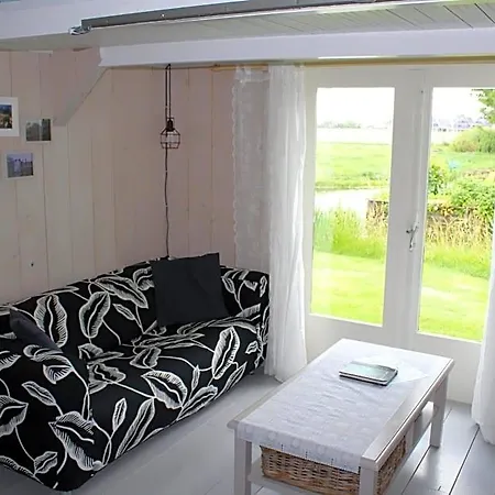 Bed & Breakfast Bed And 4*